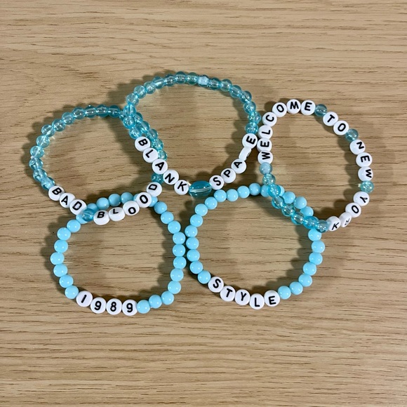 1989 Taylor Swift Friendship Bracelet Pack - Picture 3 of 8